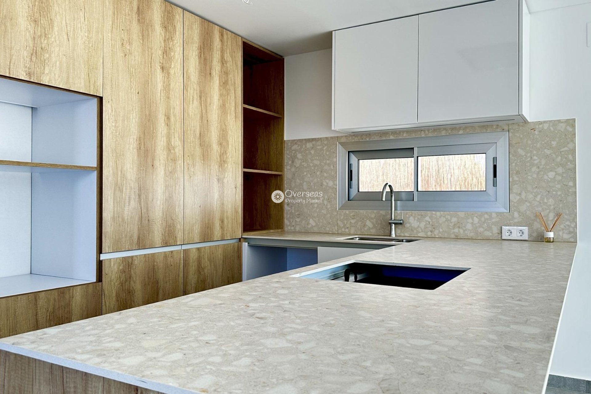 Obra nueva - Villa -
Algorfa