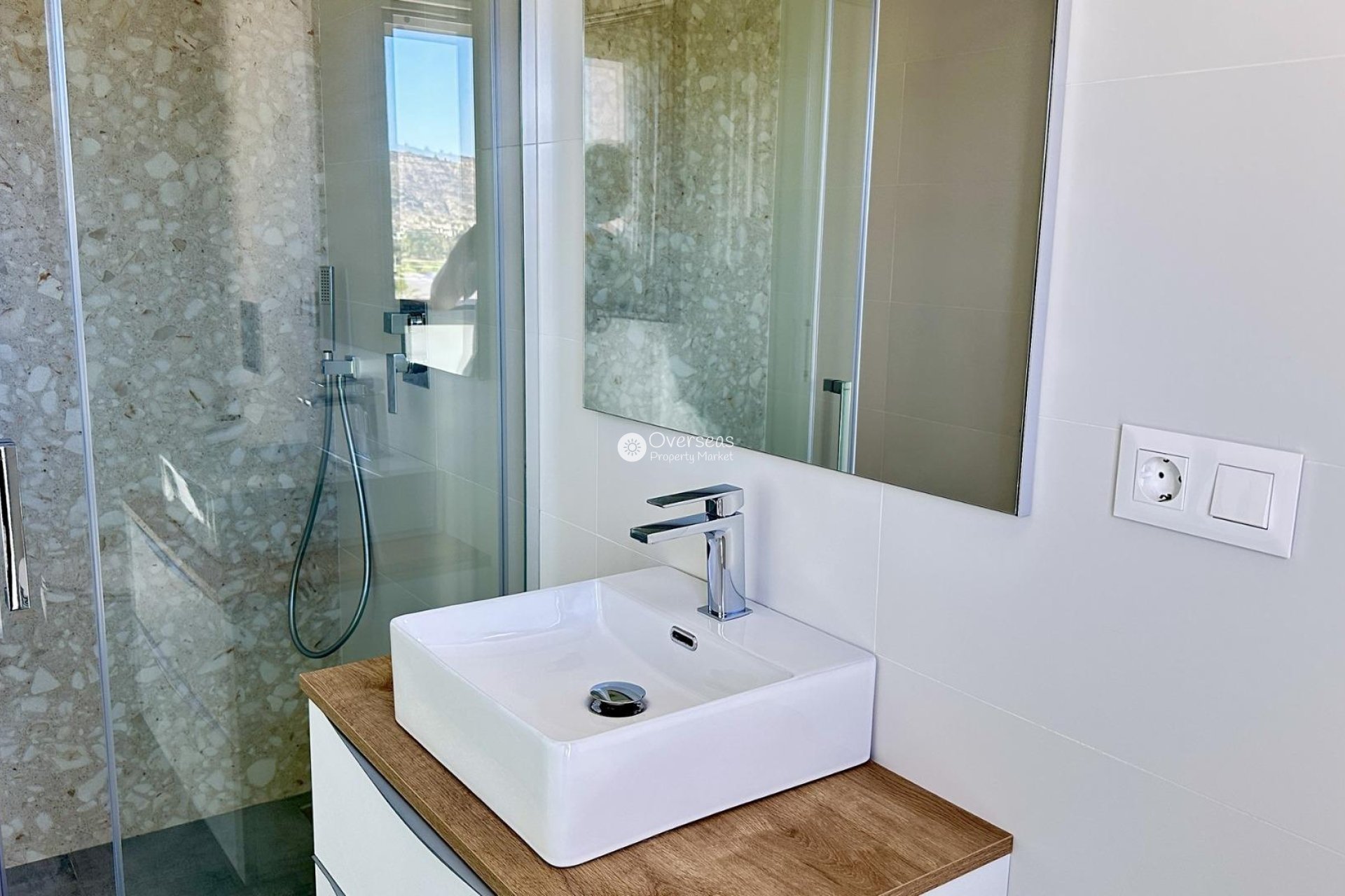 Obra nueva - Villa -
Algorfa