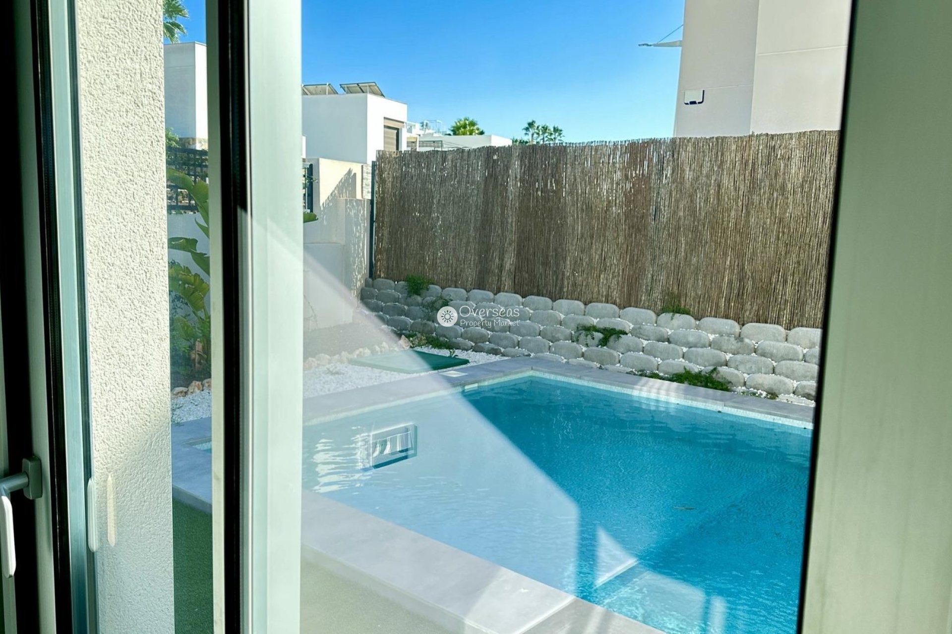 Obra nueva - Villa -
Algorfa