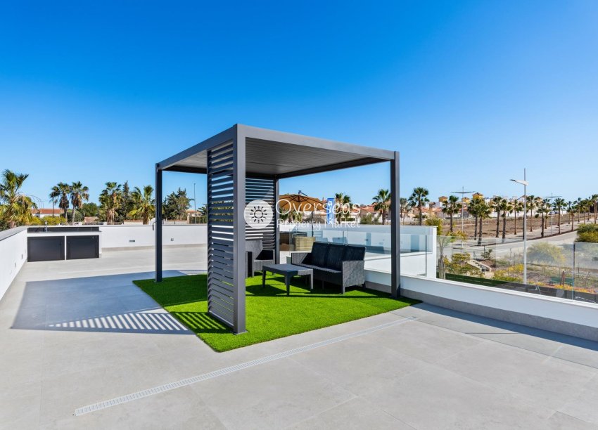 Obra nueva - Villa -
Algorfa