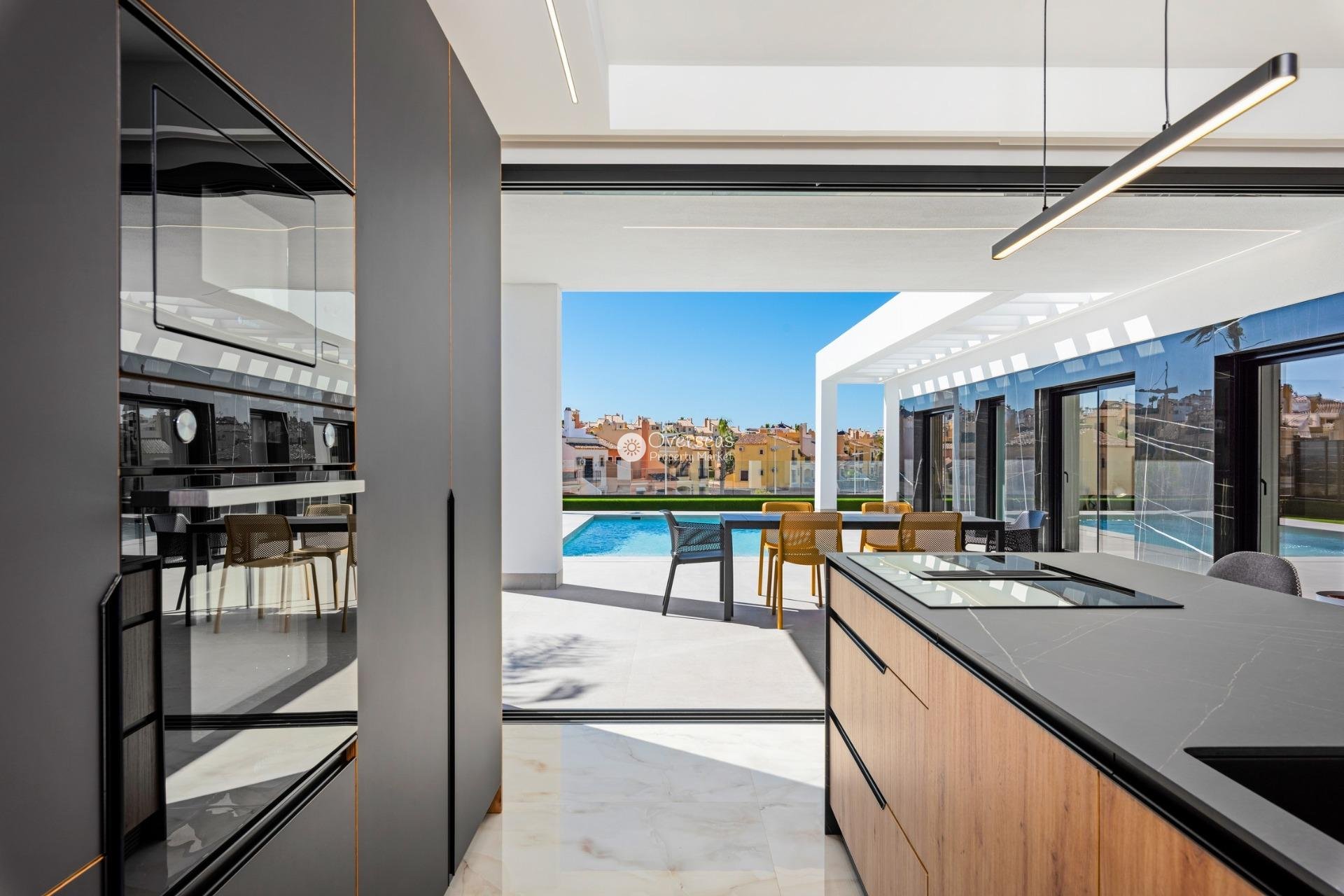 Obra nueva - Villa -
Algorfa