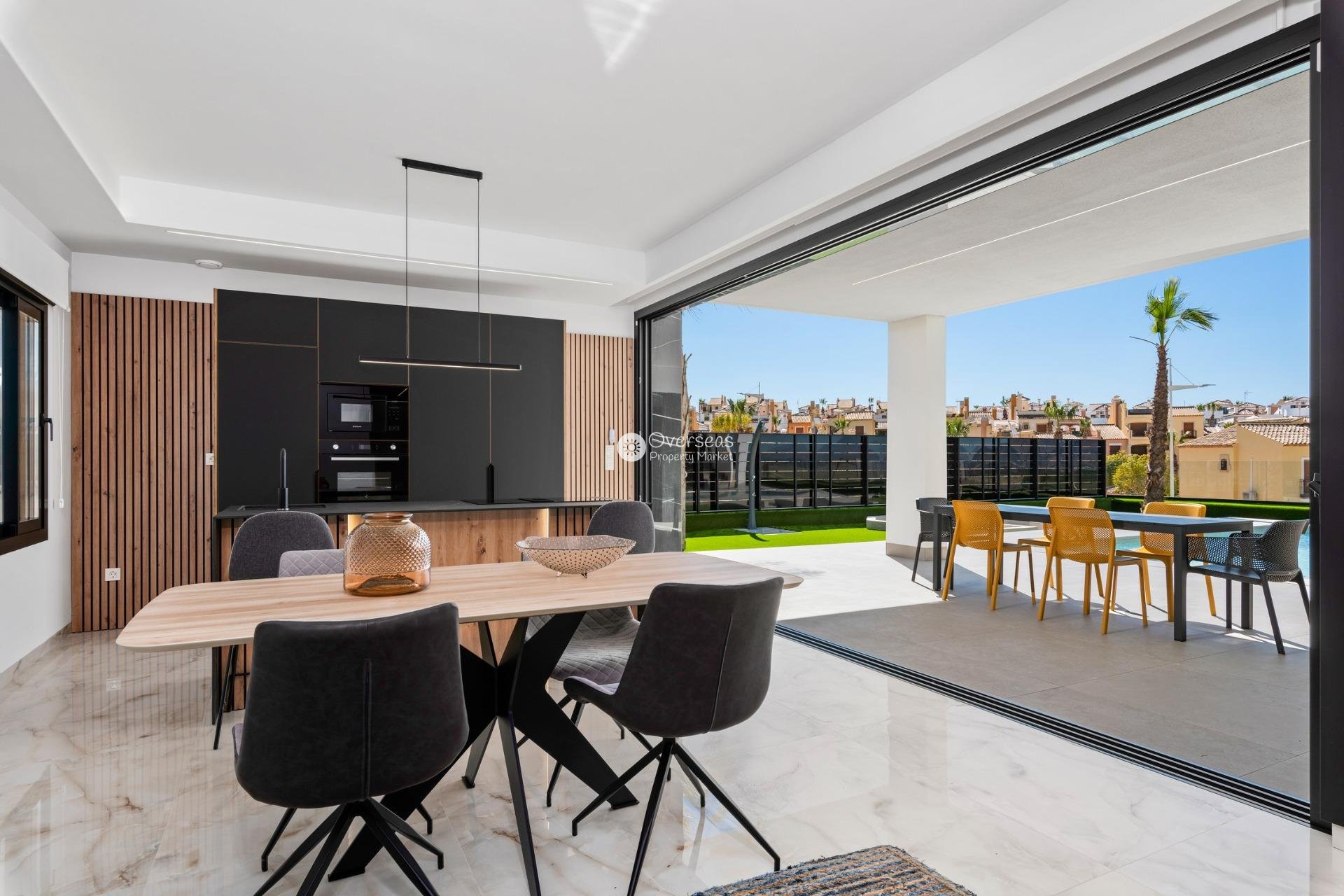 Obra nueva - Villa -
Algorfa