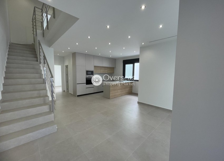 Obra nueva - Villa -
Almoradi