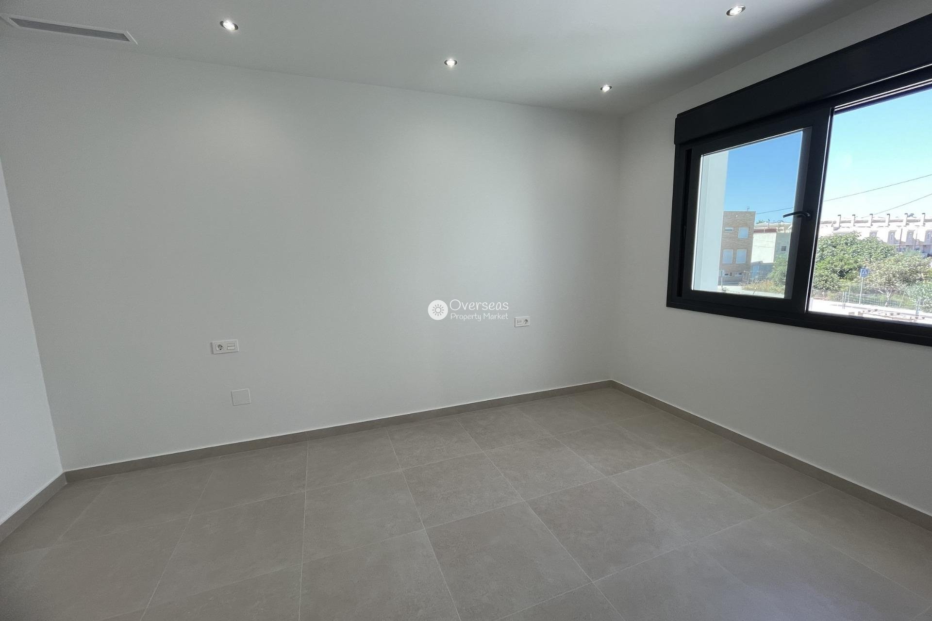 Obra nueva - Villa -
Almoradi