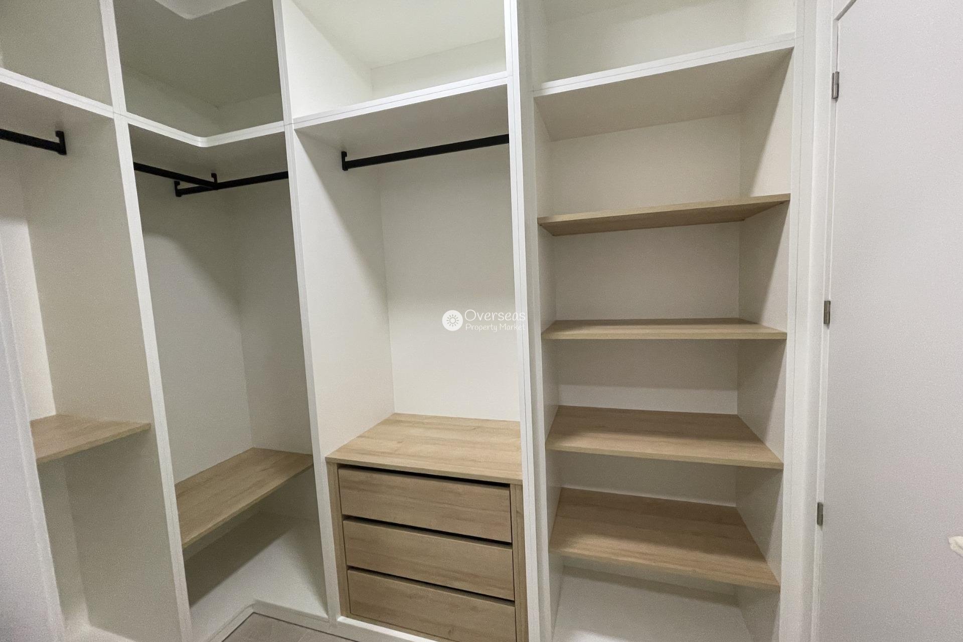 Obra nueva - Villa -
Almoradi