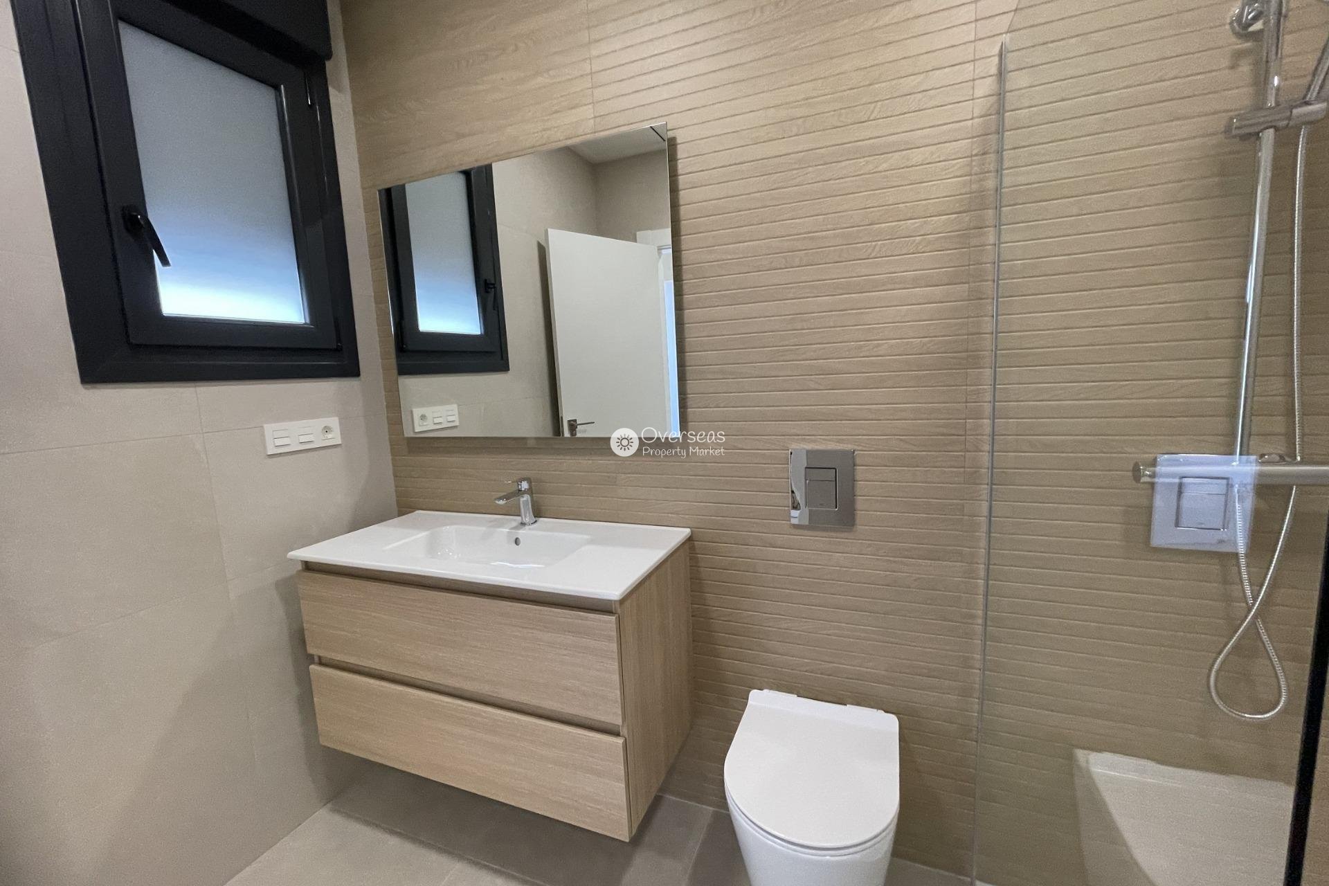 Obra nueva - Villa -
Almoradi