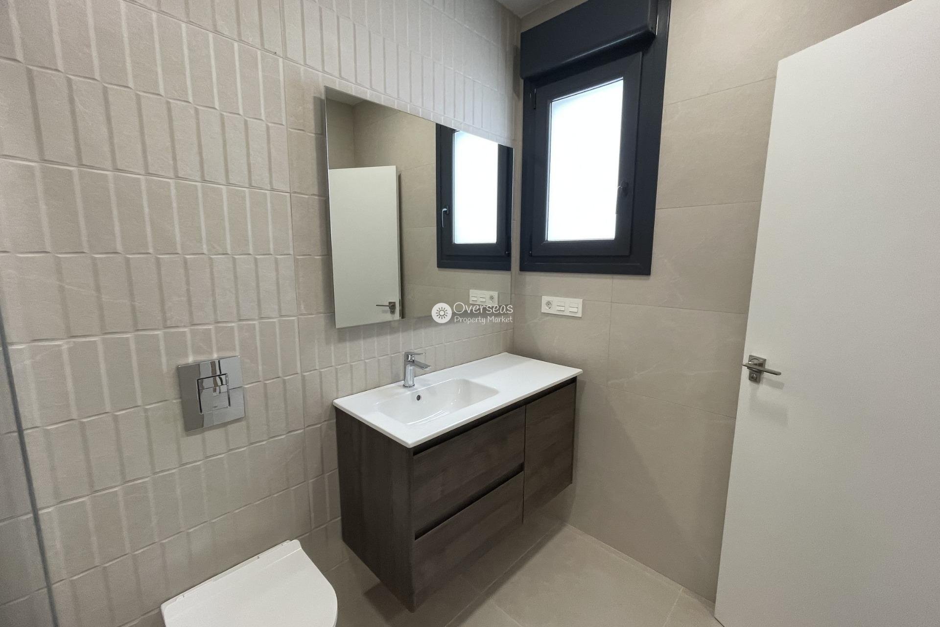 Obra nueva - Villa -
Almoradi