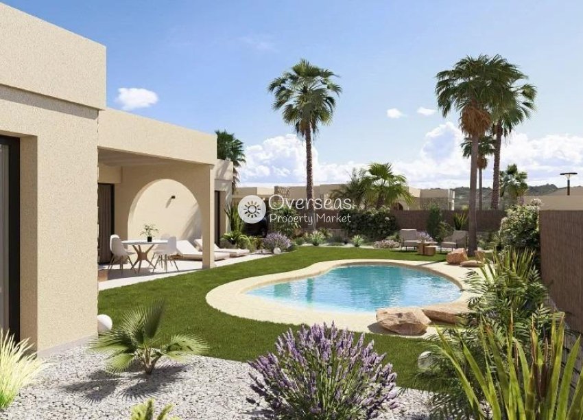 Obra nueva - Villa -
Baños y Mendigo