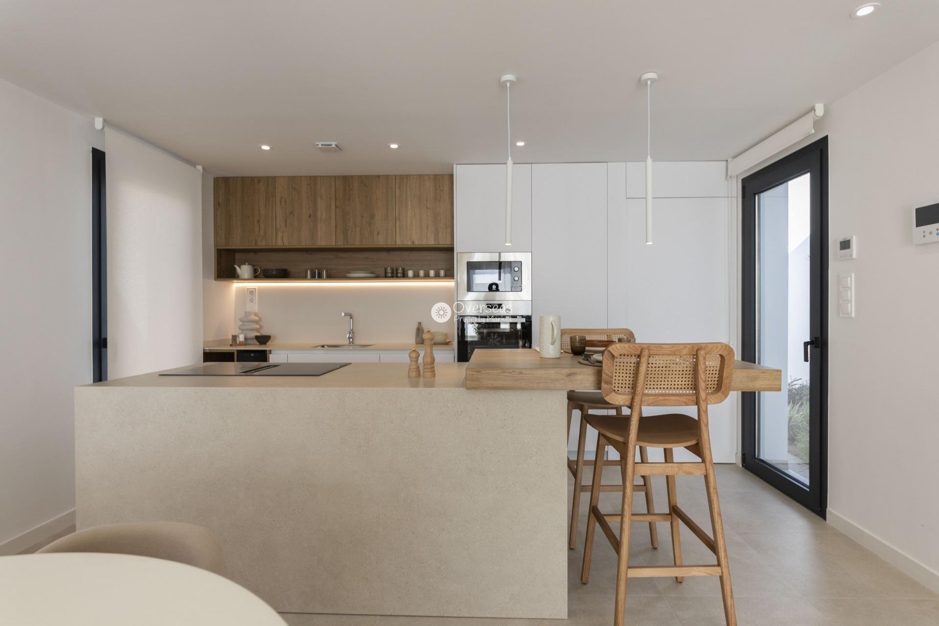 Obra nueva - Villa -
Baños y Mendigo