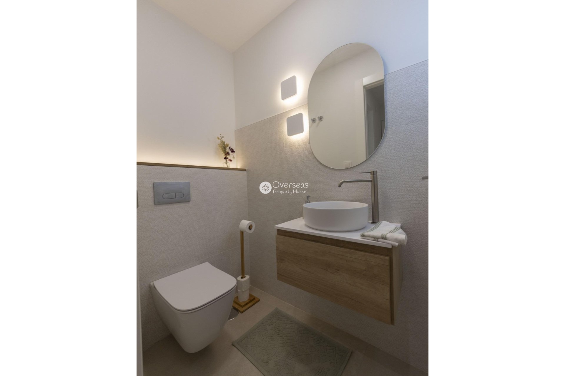 Obra nueva - Villa -
Baños y Mendigo