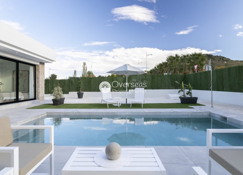 Obra nueva - Villa -
Calasparra