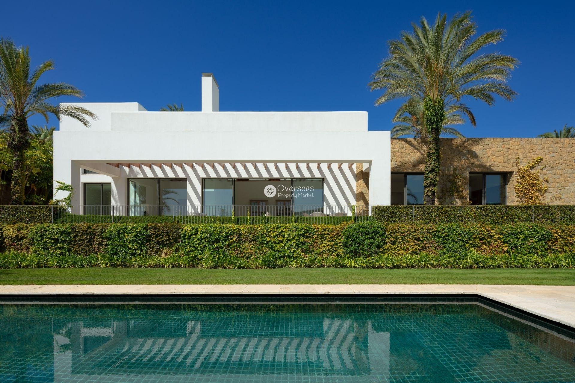 Obra nueva - Villa -
Casares