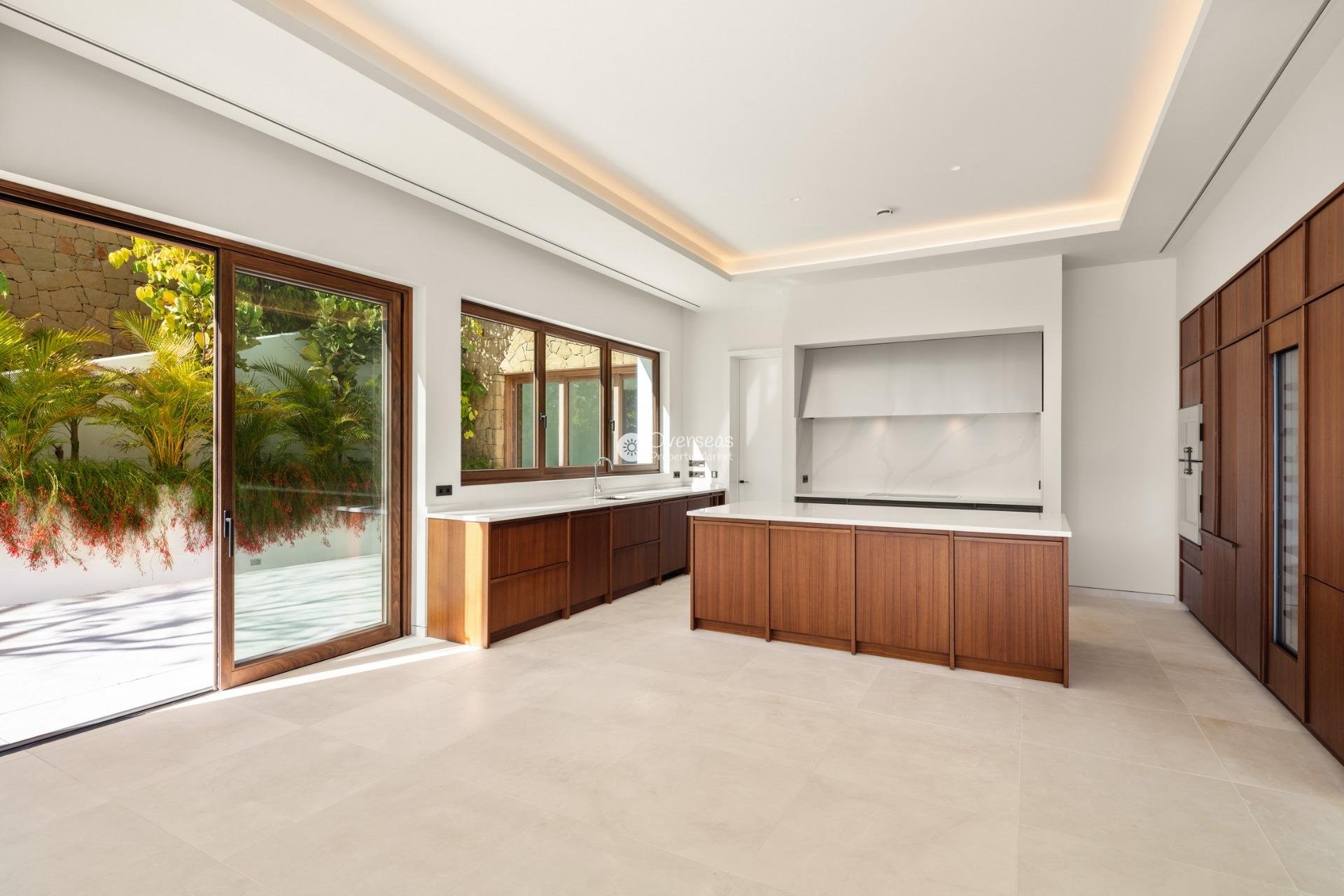 Obra nueva - Villa -
Casares