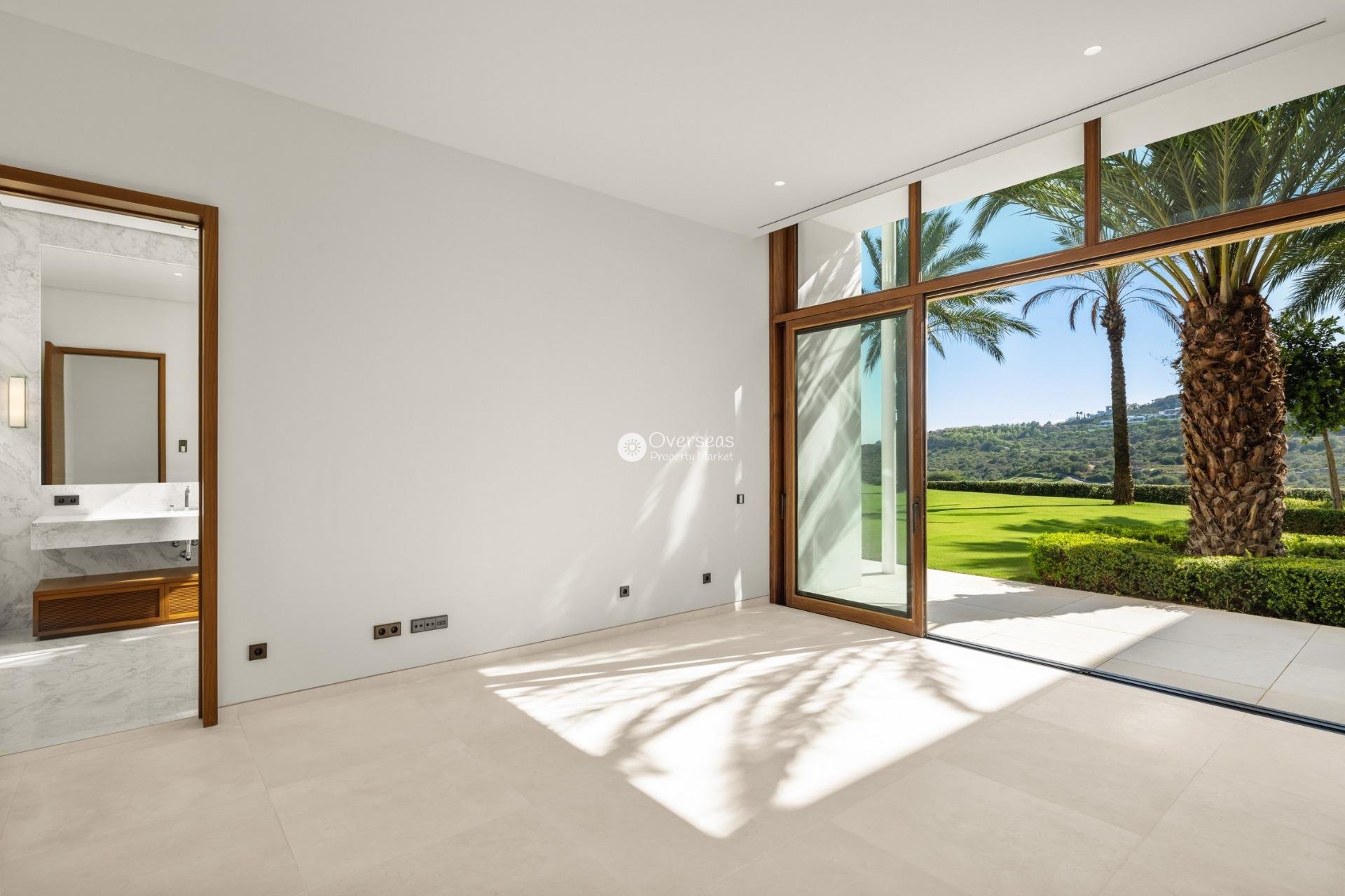 Obra nueva - Villa -
Casares