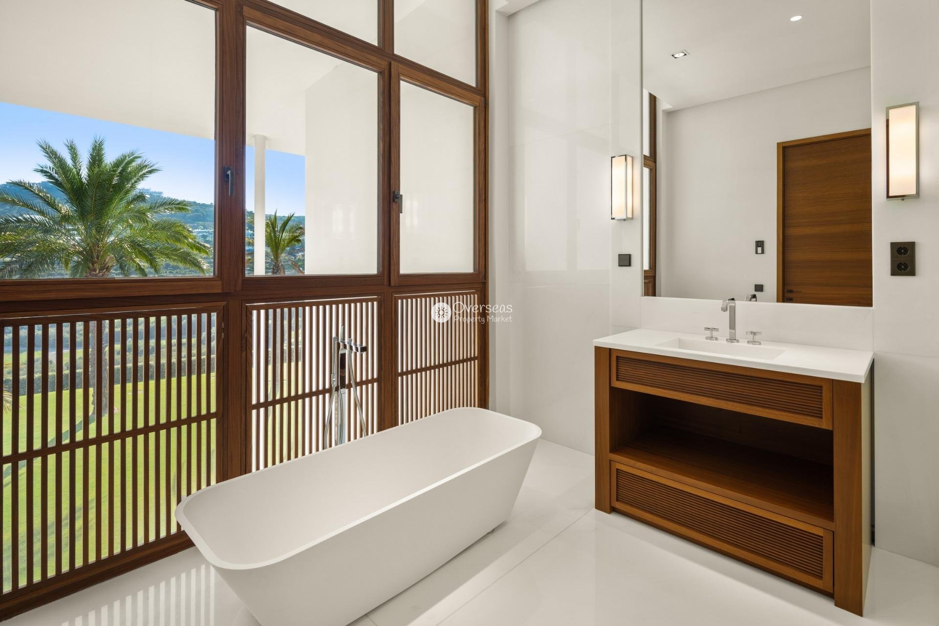 Obra nueva - Villa -
Casares