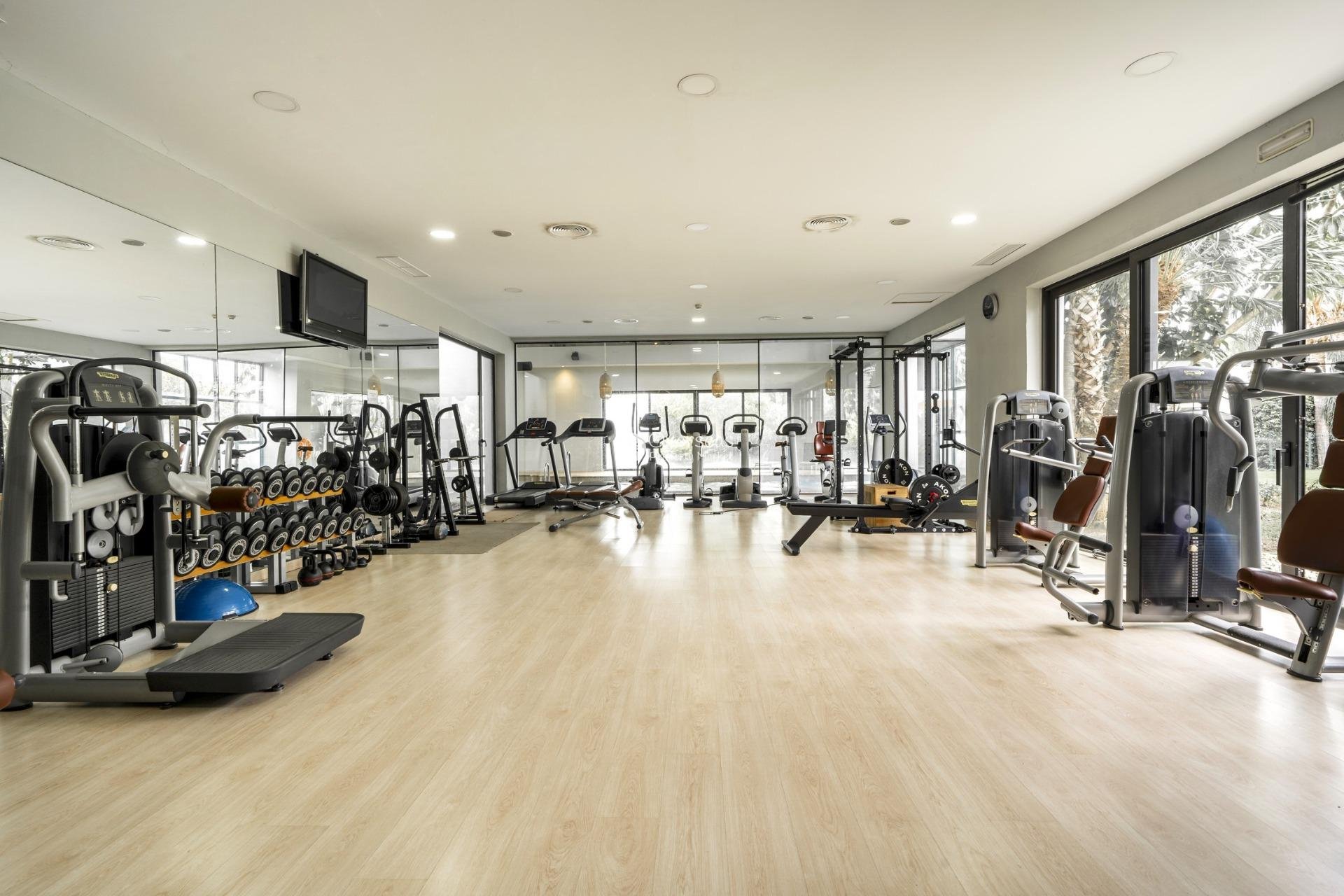 Obra nueva - Villa -
Estepona