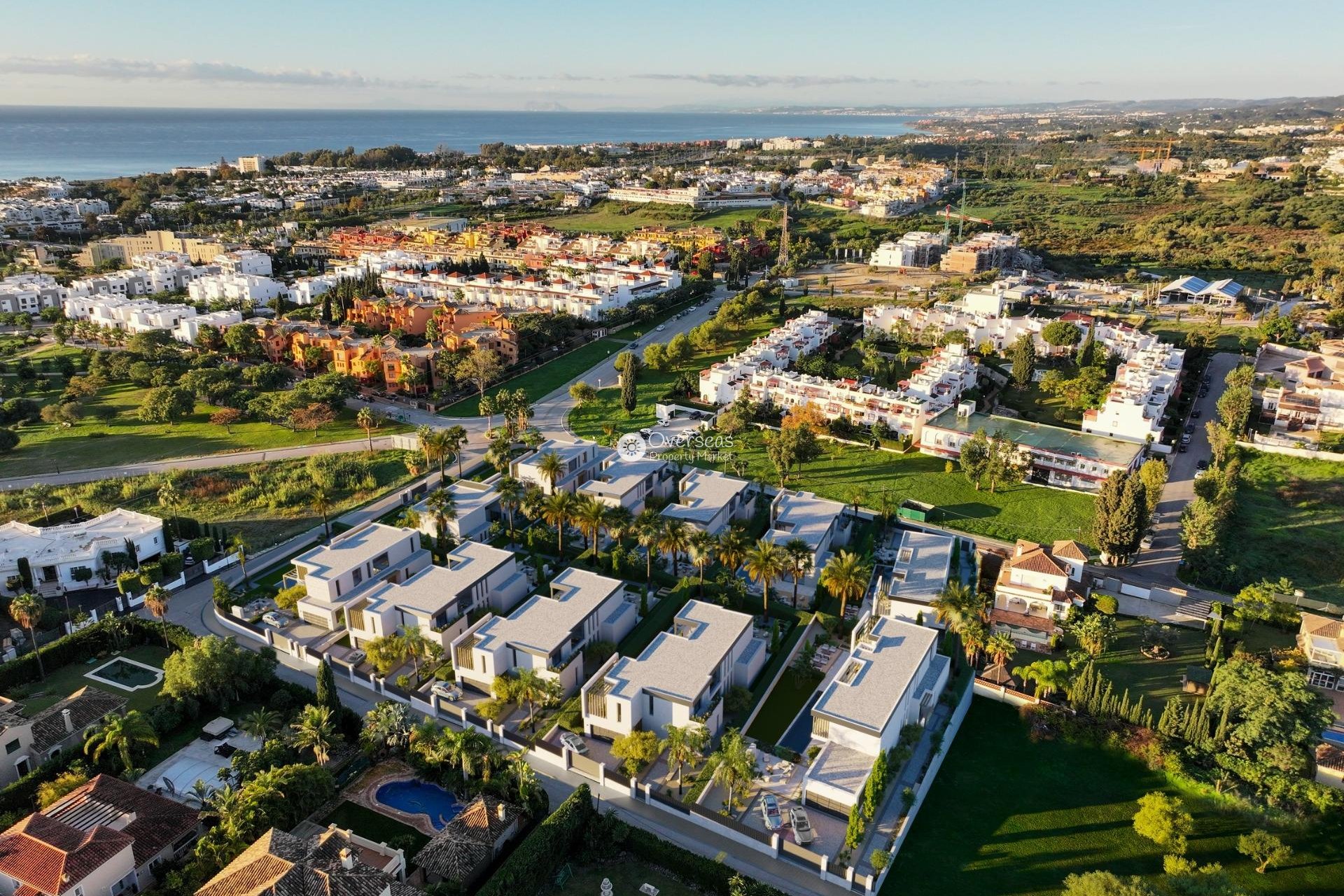 Obra nueva - Villa -
Estepona