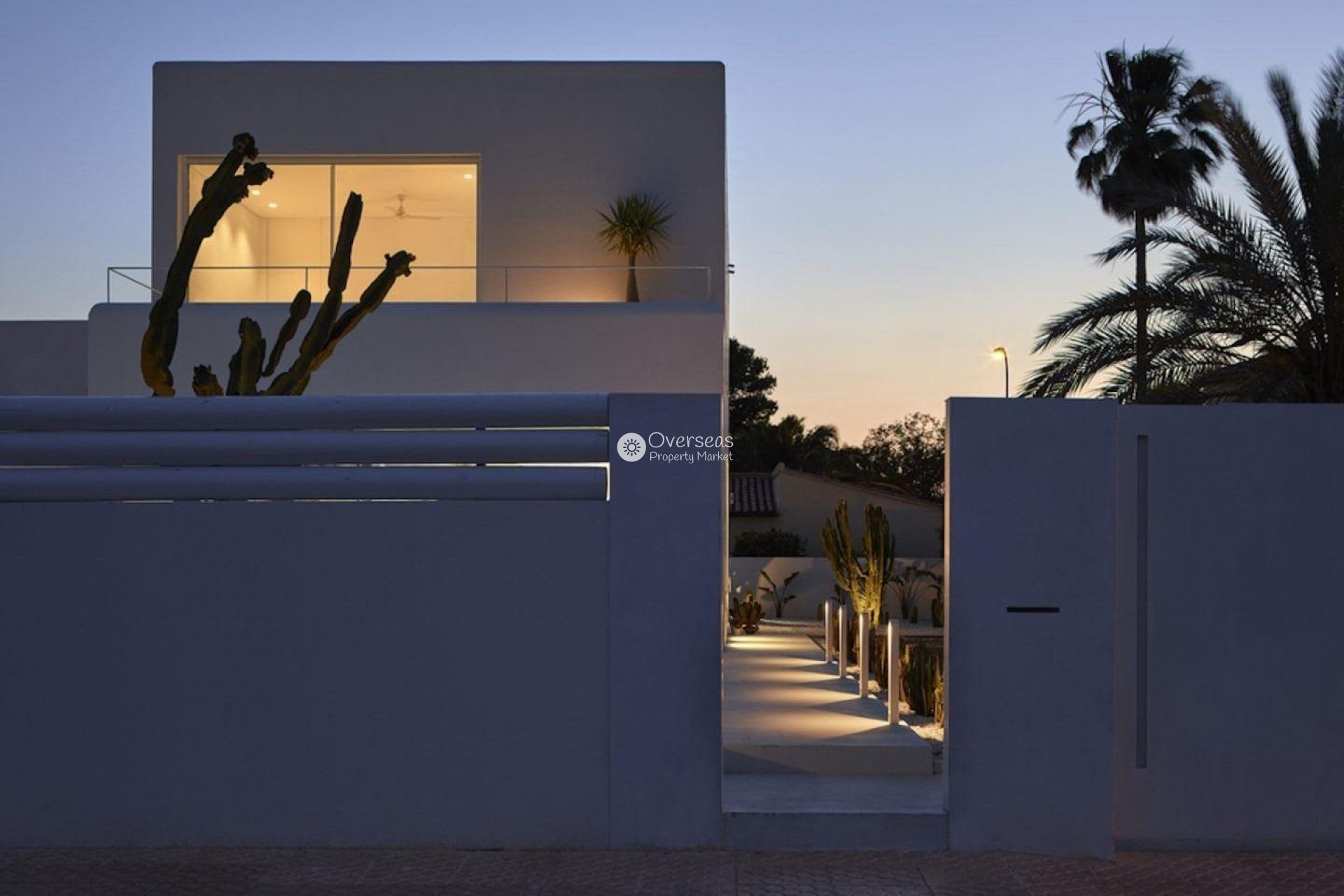 Obra nueva - Villa -
Estepona