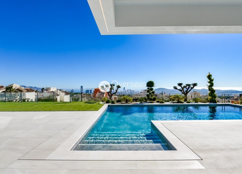 Obra nueva - Villa -
Finestrat