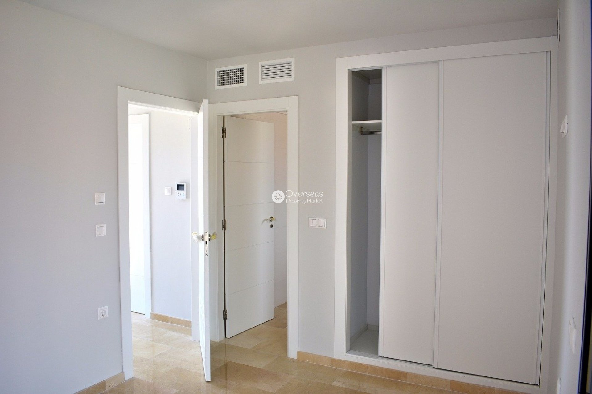 Obra nueva - Villa -
Finestrat