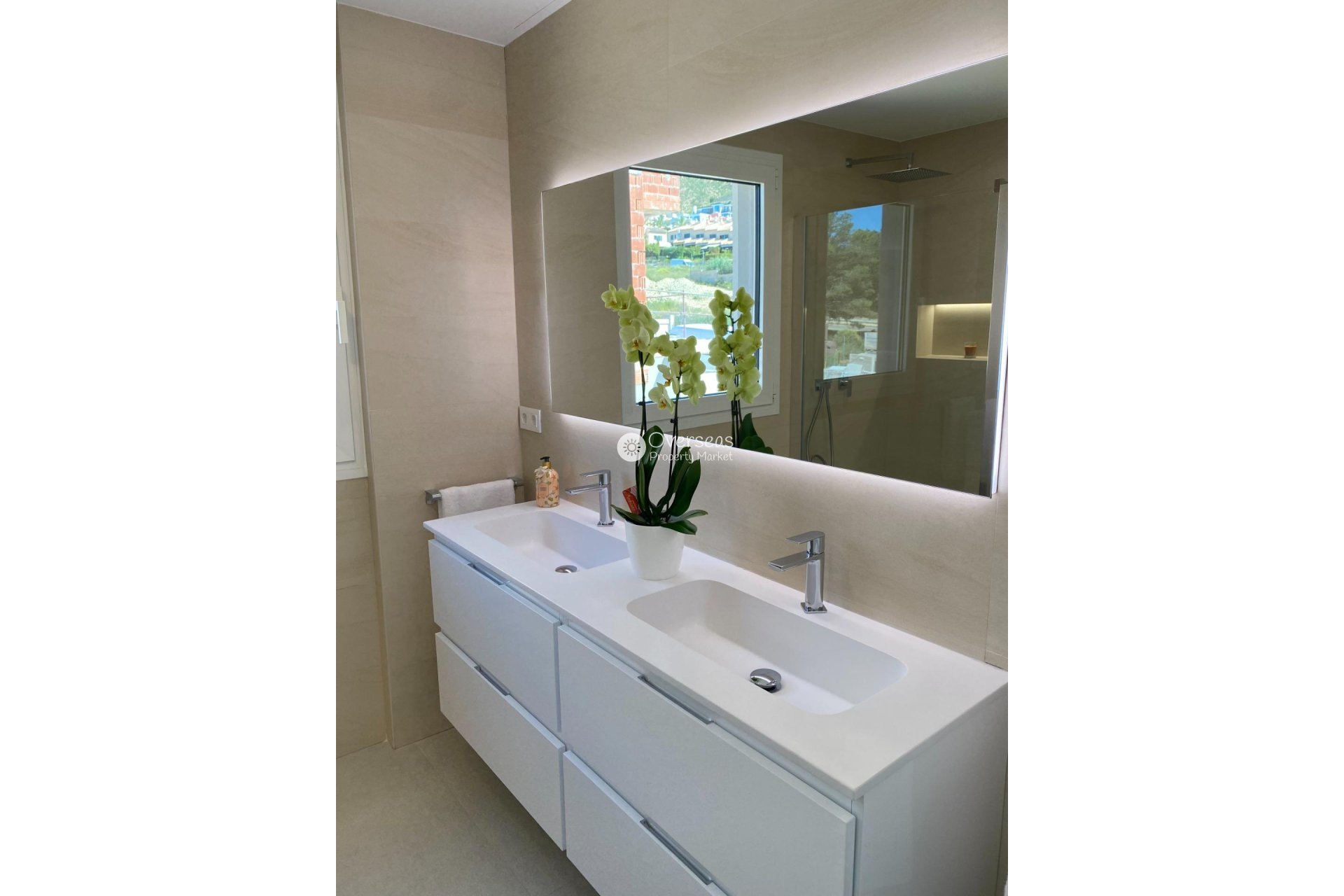 Obra nueva - Villa -
Finestrat