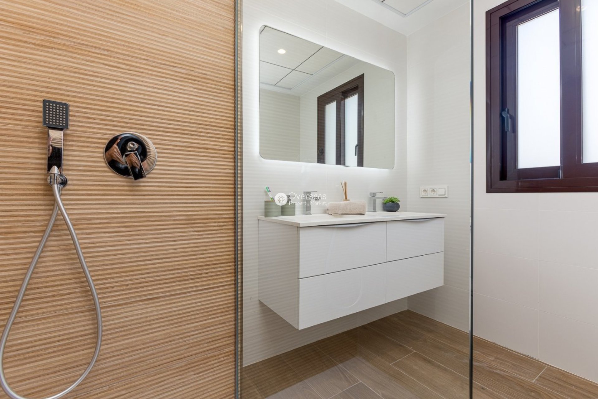 Obra nueva - Villa -
Finestrat