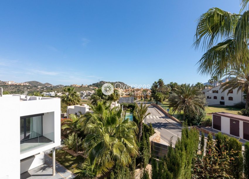 Obra nueva - Villa -
La Manga Club