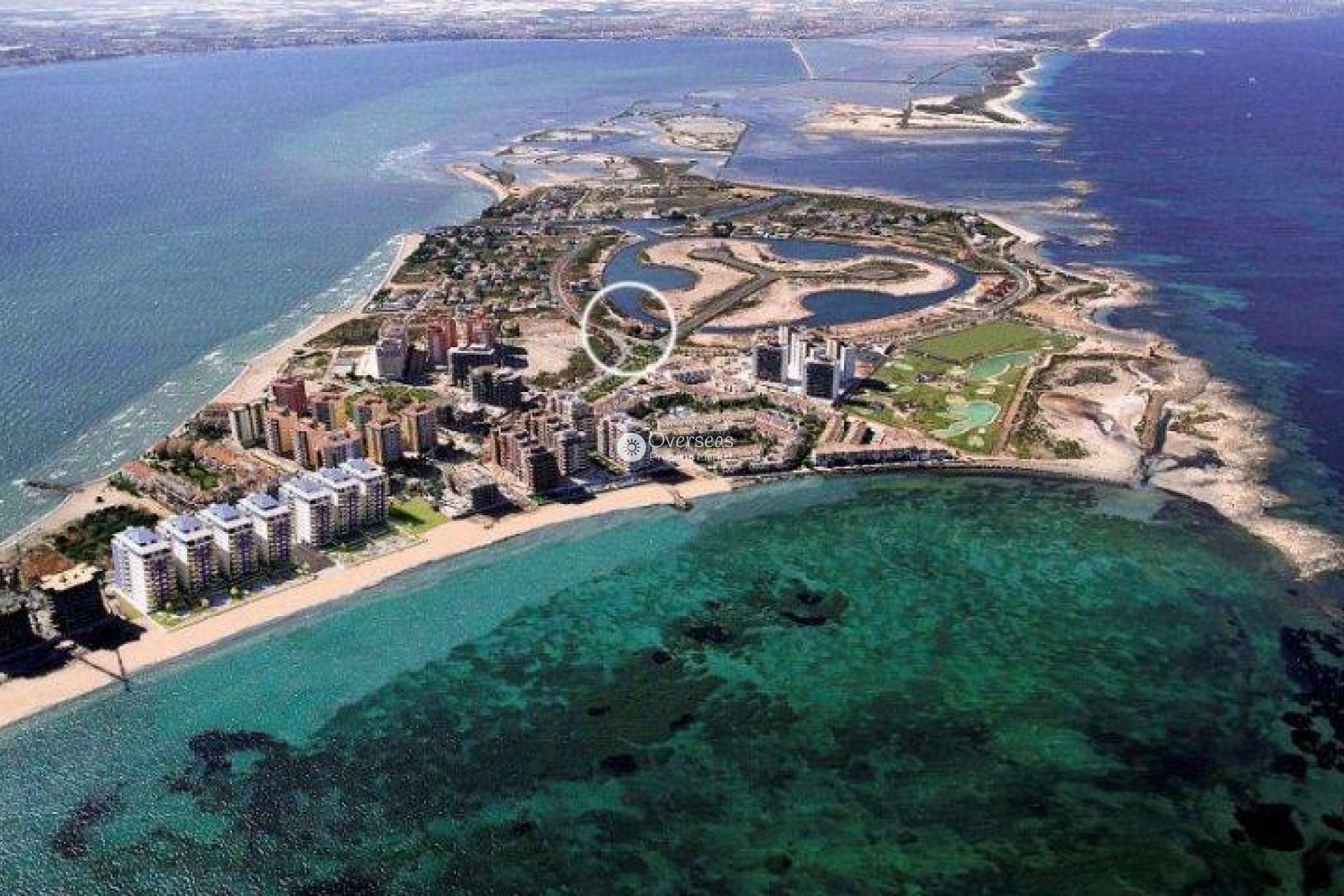 Obra nueva - Villa -
La Manga del Mar Menor