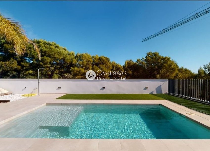 Obra nueva - Villa -
la Nucia