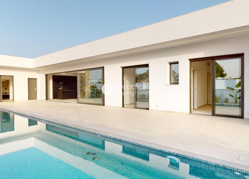 Obra nueva - Villa -
Los Alcazares - Serena Golf