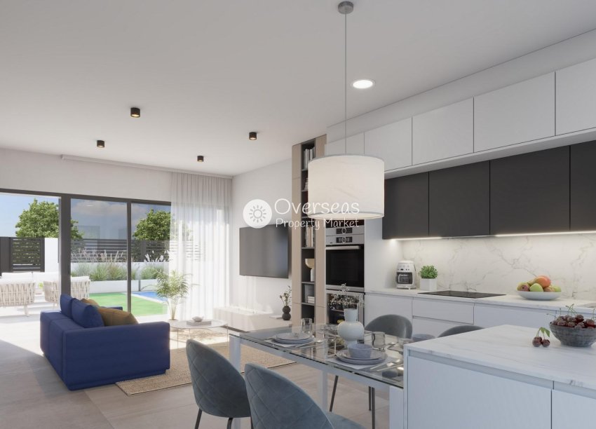 Obra nueva - Villa -
Los Alcazares