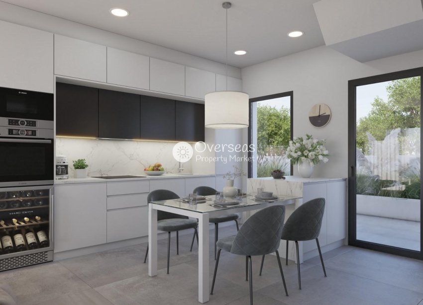 Obra nueva - Villa -
Los Alcazares