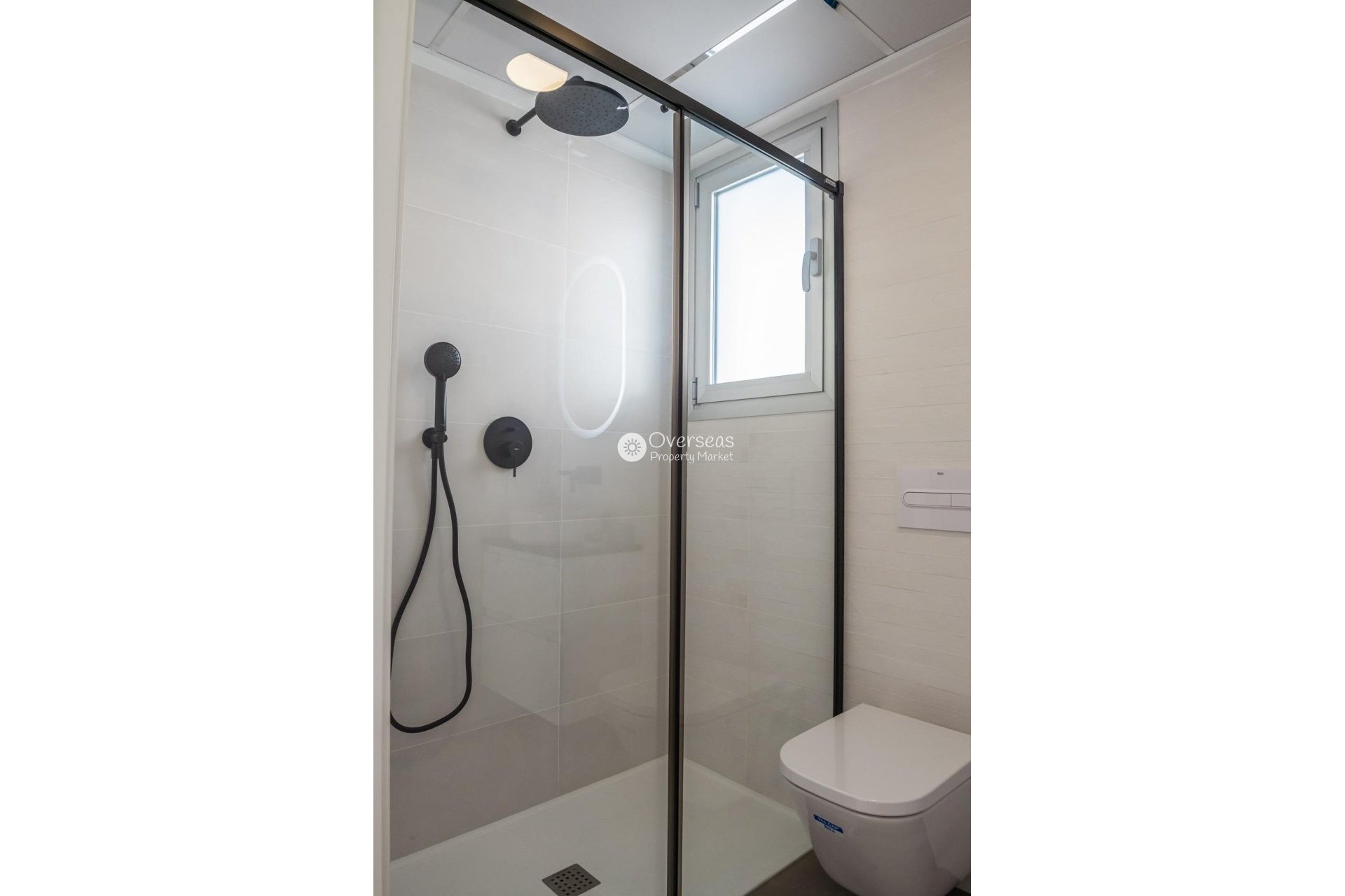 Obra nueva - Villa -
Los Alcazares