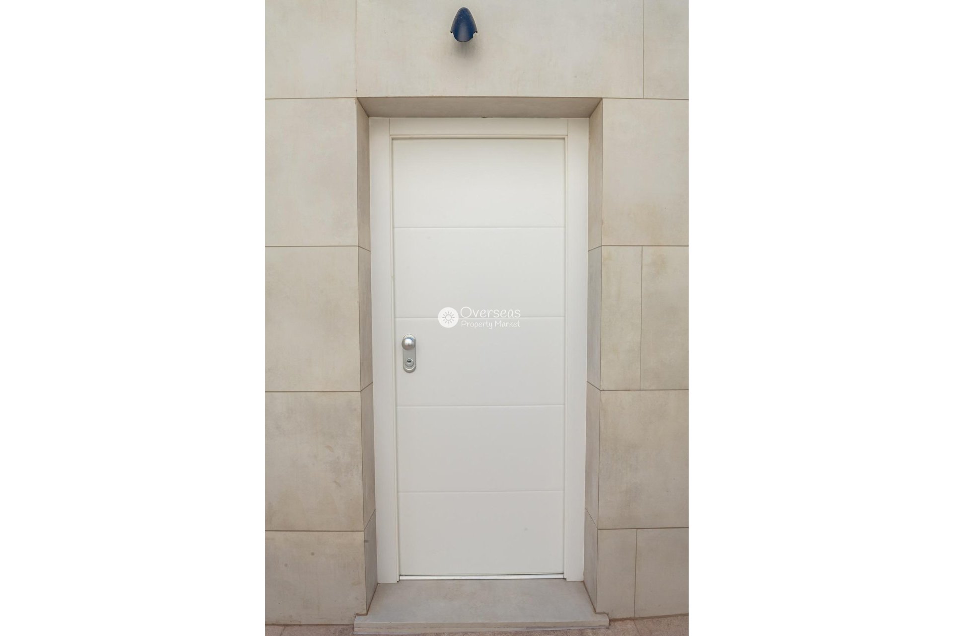 Obra nueva - Villa -
Los Alcazares