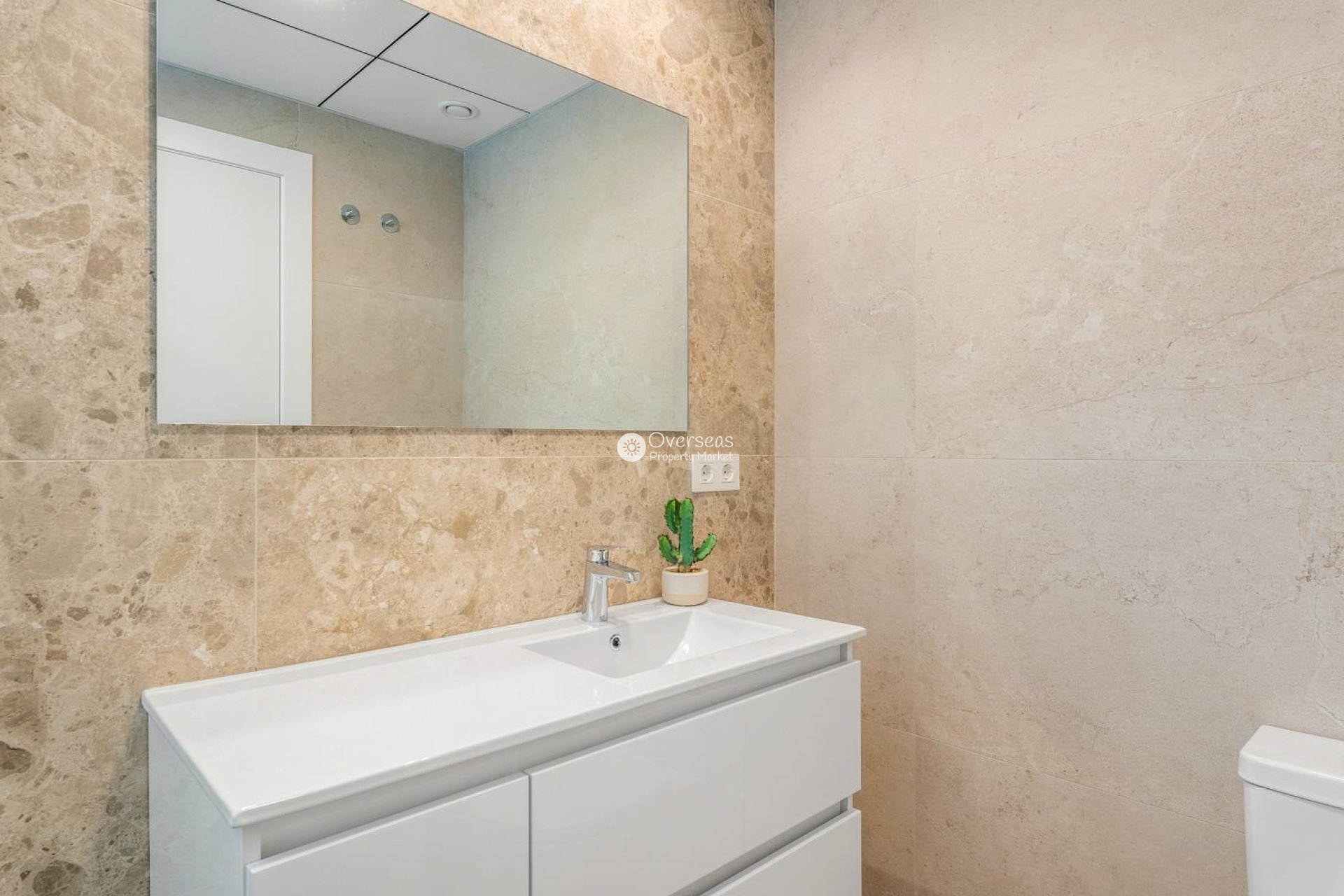 Obra nueva - Villa -
Los Alcazares