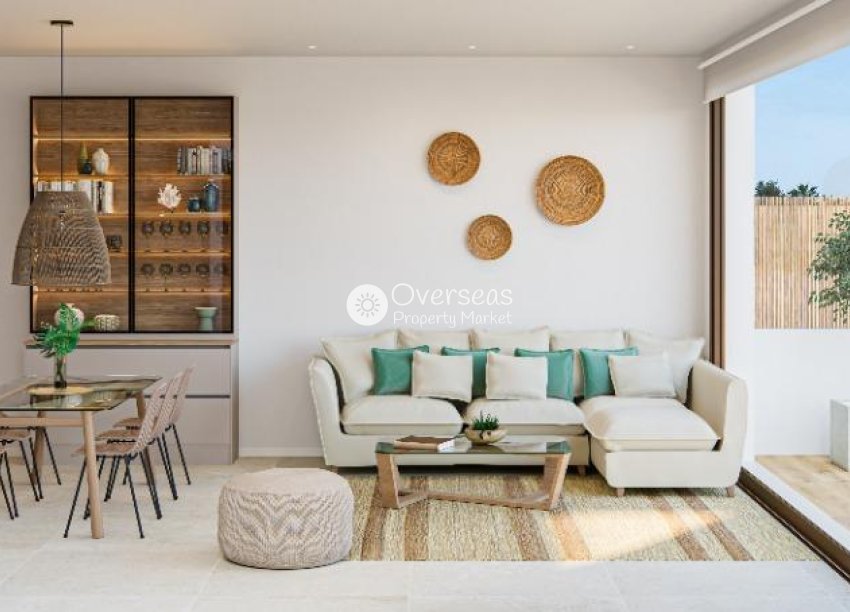 Obra nueva - Villa -
Los Alcazares