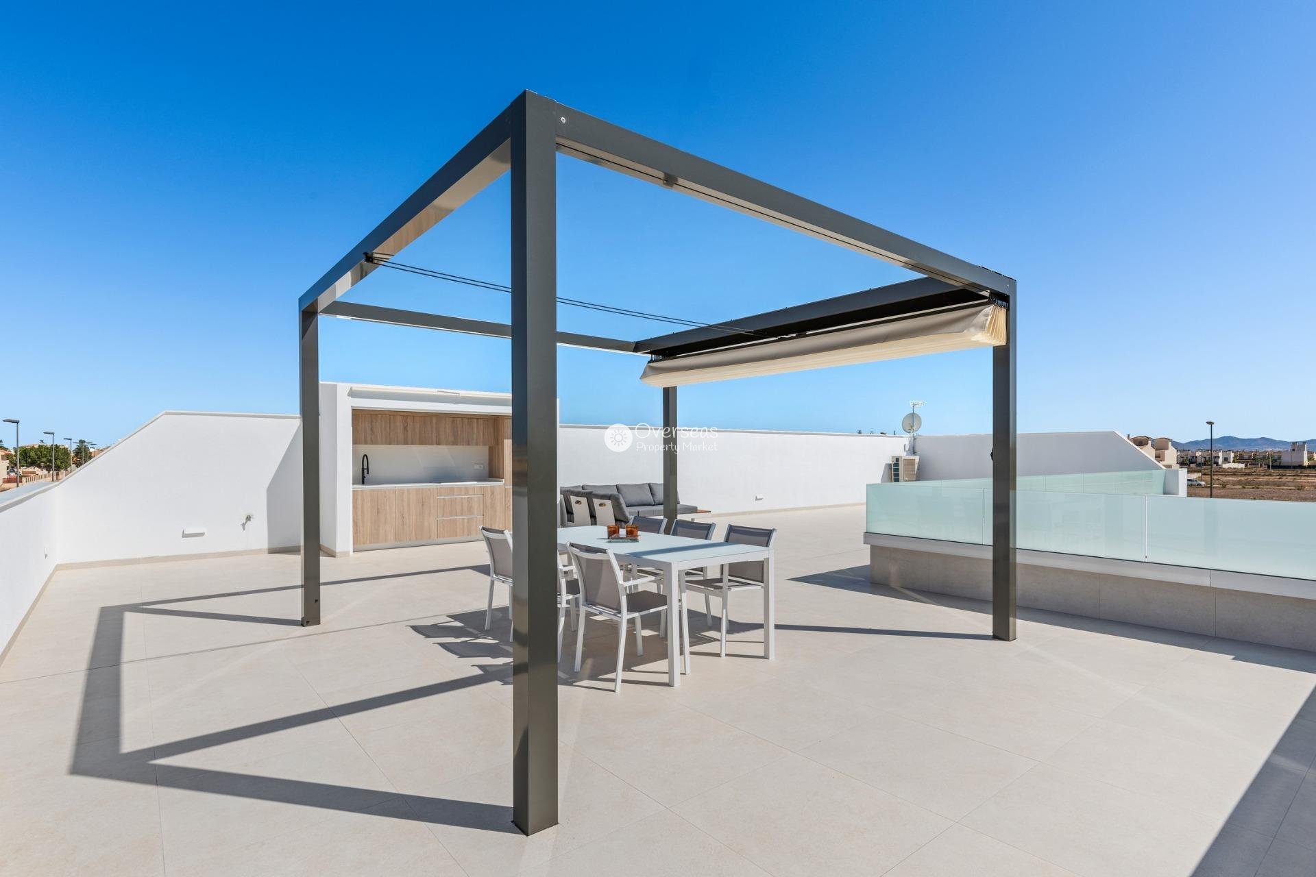 Obra nueva - Villa -
Los Alcazares