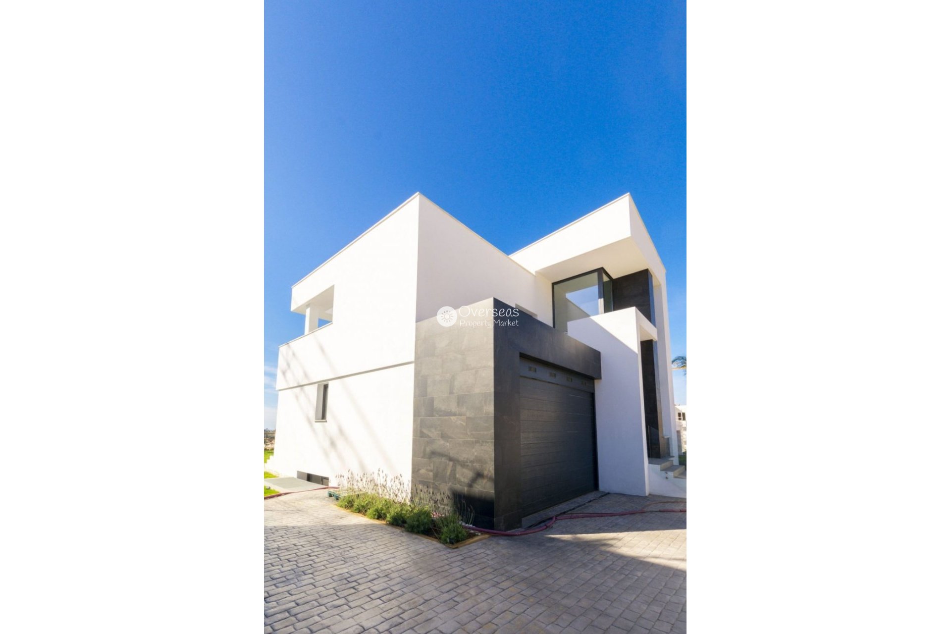 Obra nueva - Villa -
Málaga
