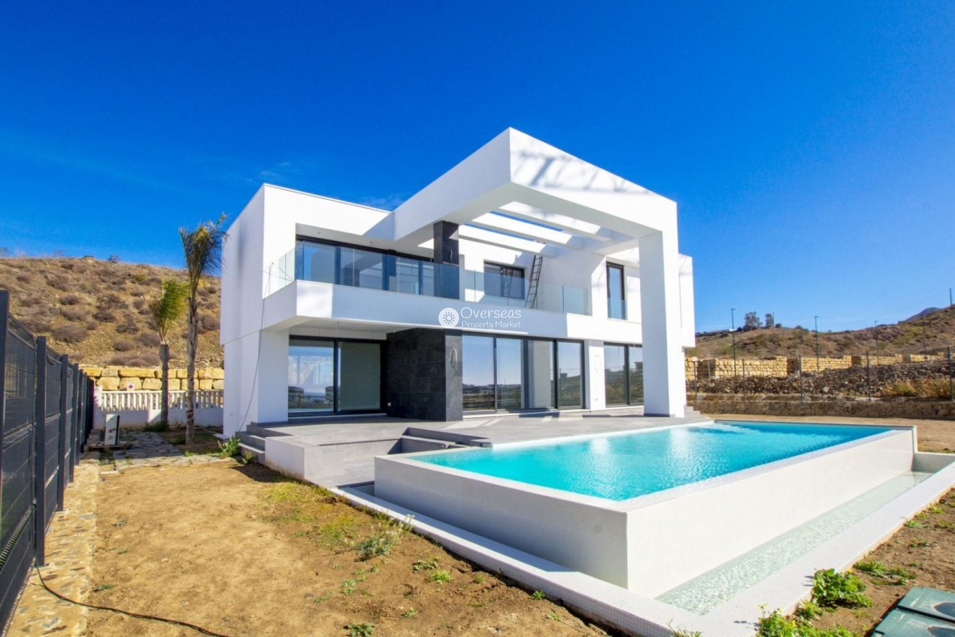 Obra nueva - Villa -
Málaga