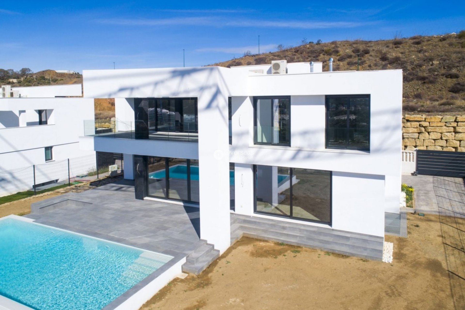 Obra nueva - Villa -
Málaga