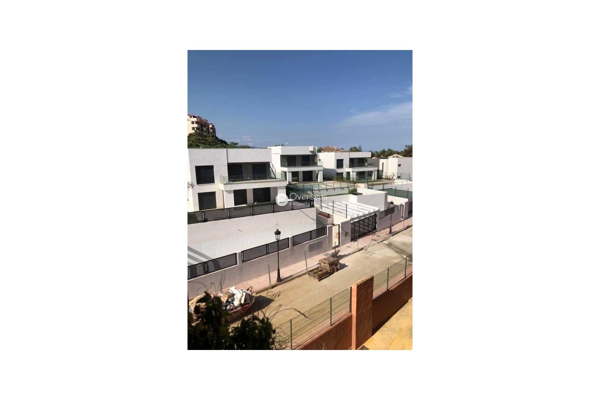 Obra nueva - Villa -
Manilva