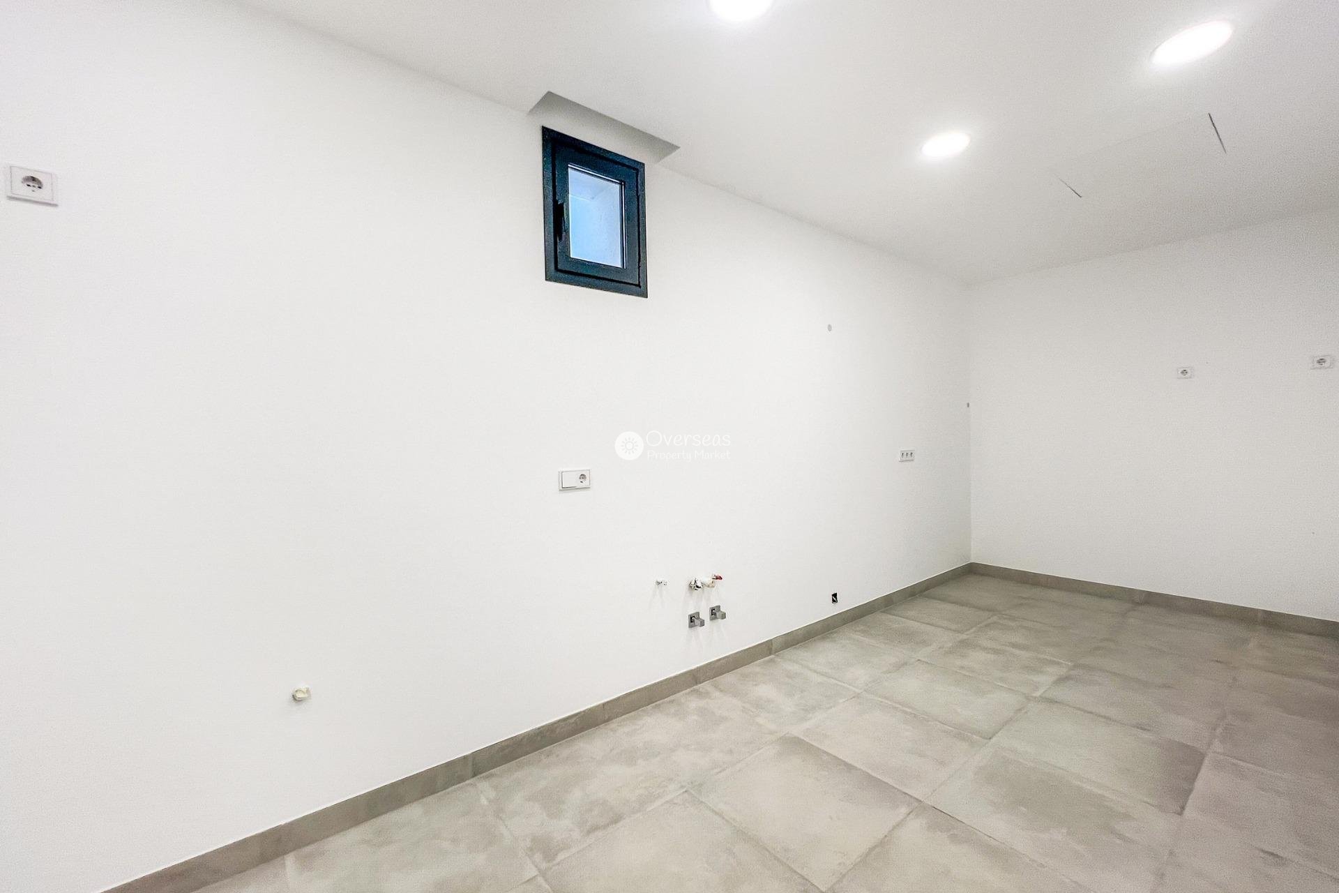 Obra nueva - Villa -
Marbella