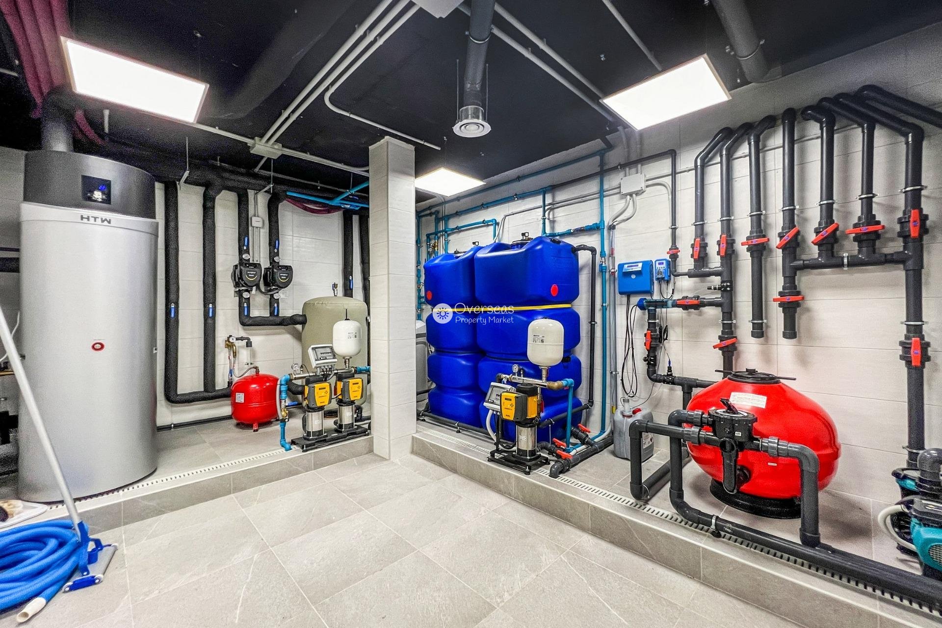 Obra nueva - Villa -
Marbella