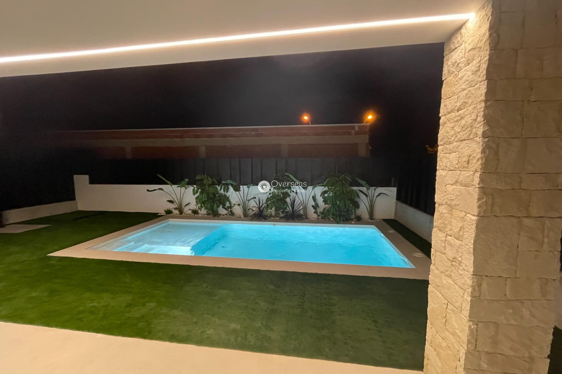Obra nueva - Villa -
Molina De Segura