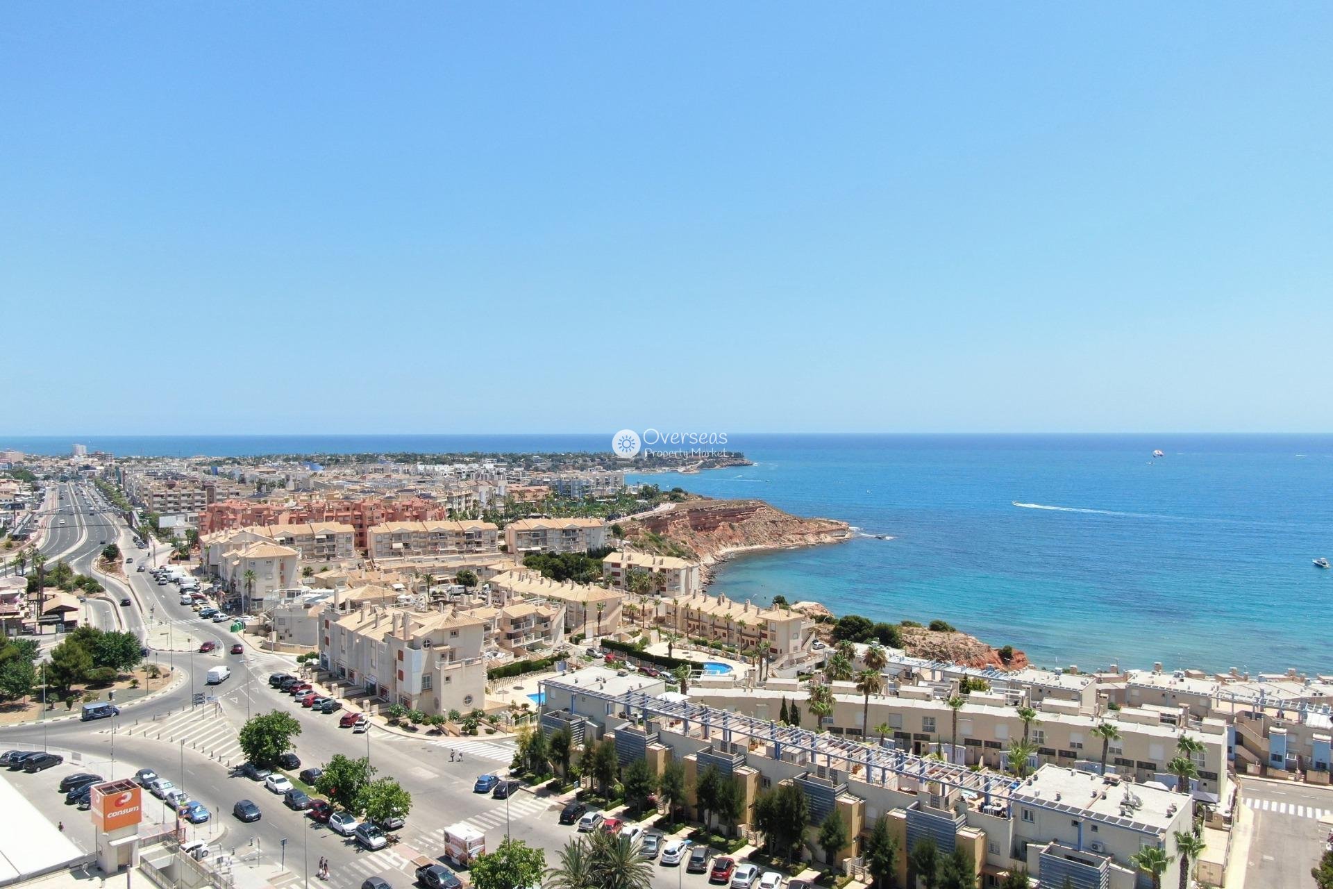 Obra nueva - Villa -
Orihuela Costa - Campoamor