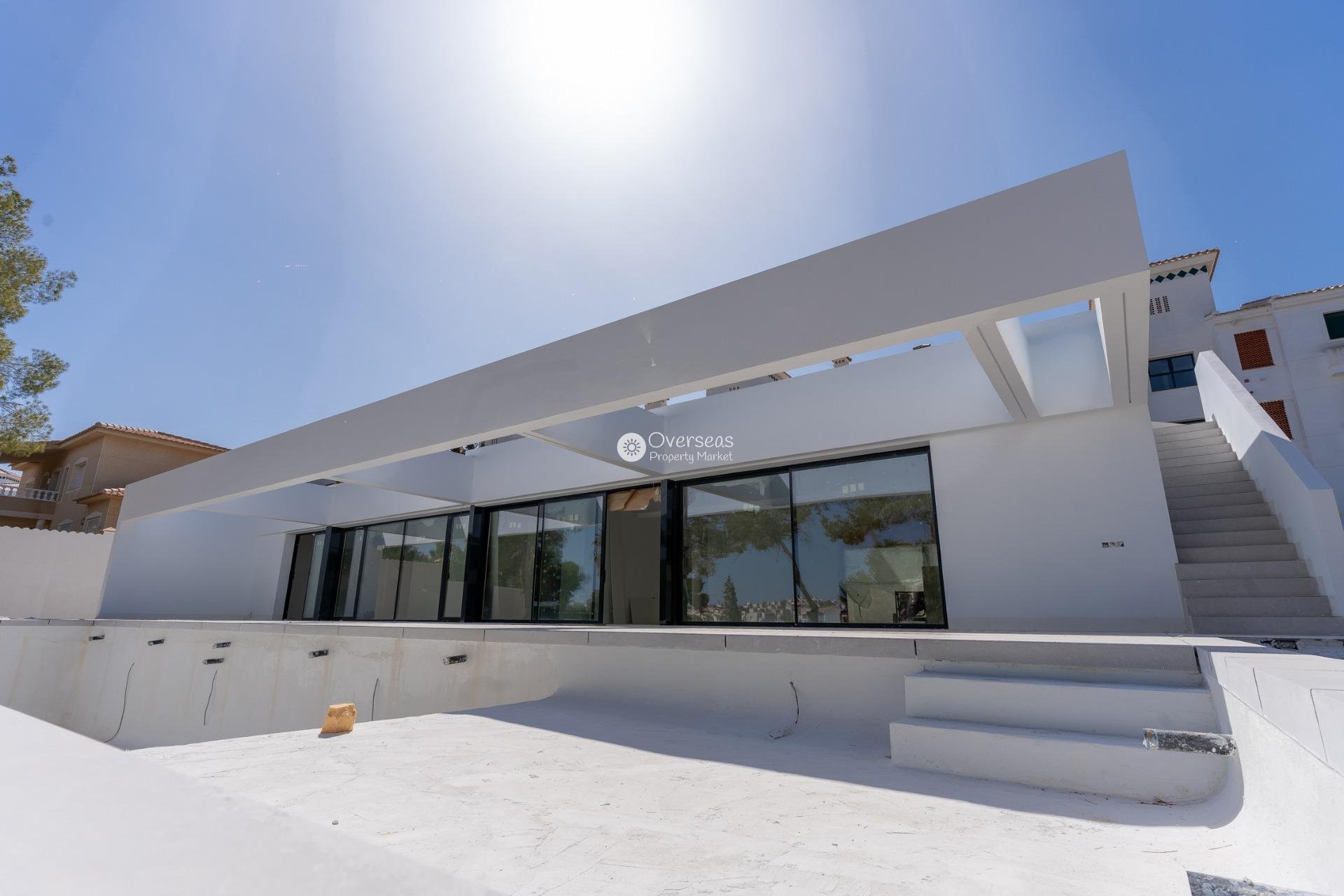 Obra nueva - Villa -
Orihuela Costa - Las Filipinas