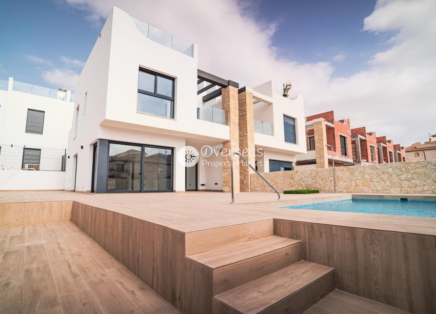 Obra nueva - Villa -
Orihuela Costa - Punta Prima