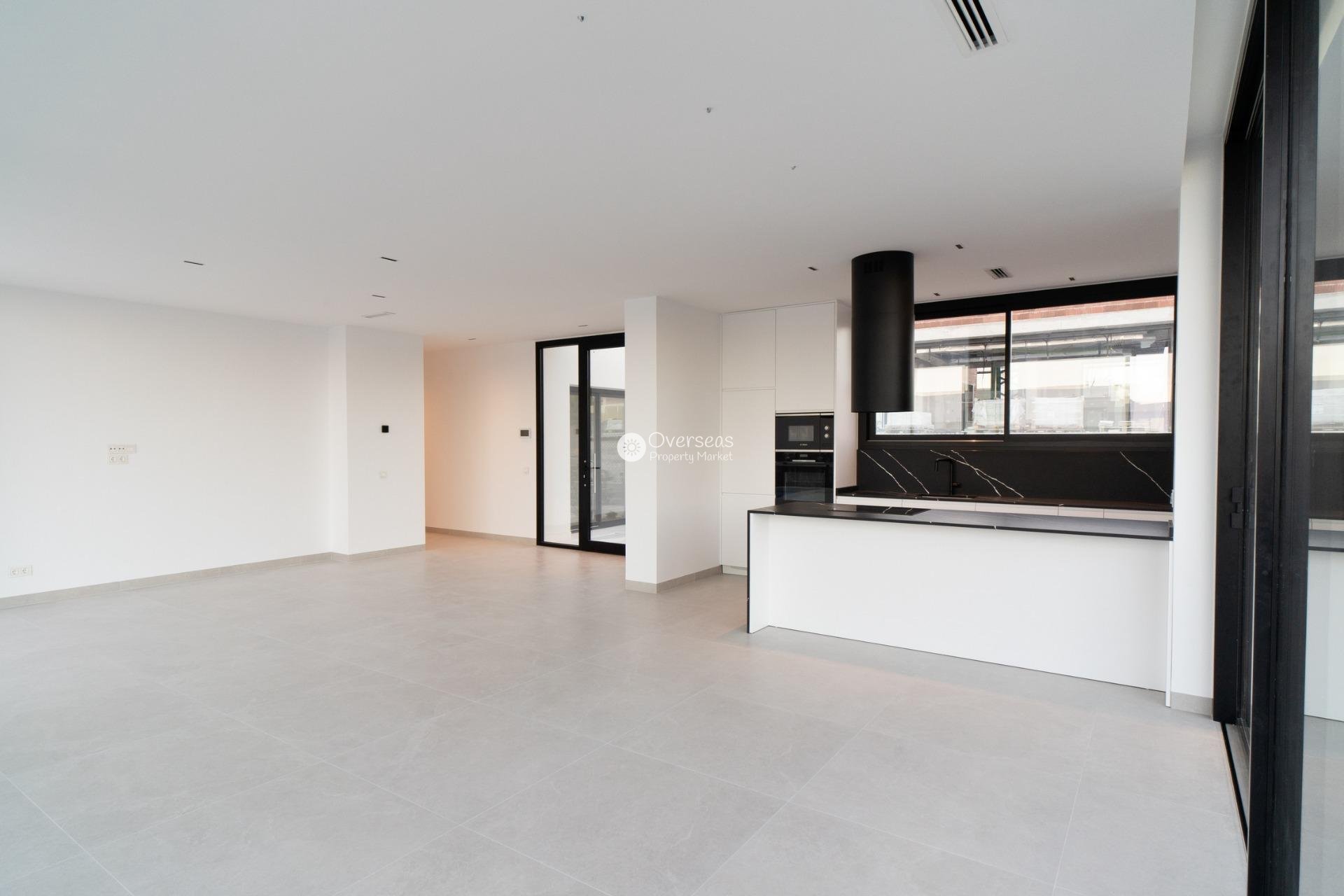 Obra nueva - Villa -
Orihuela - Las Colinas Golf