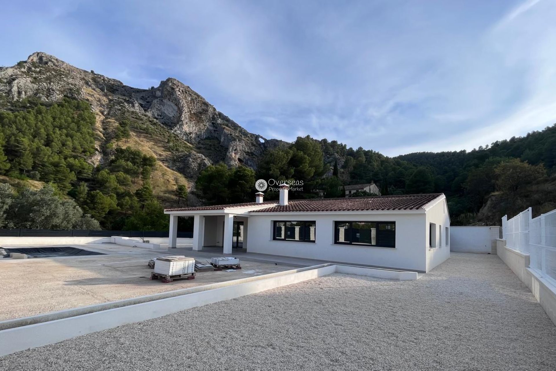 Obra nueva - Villa -
Penaguila