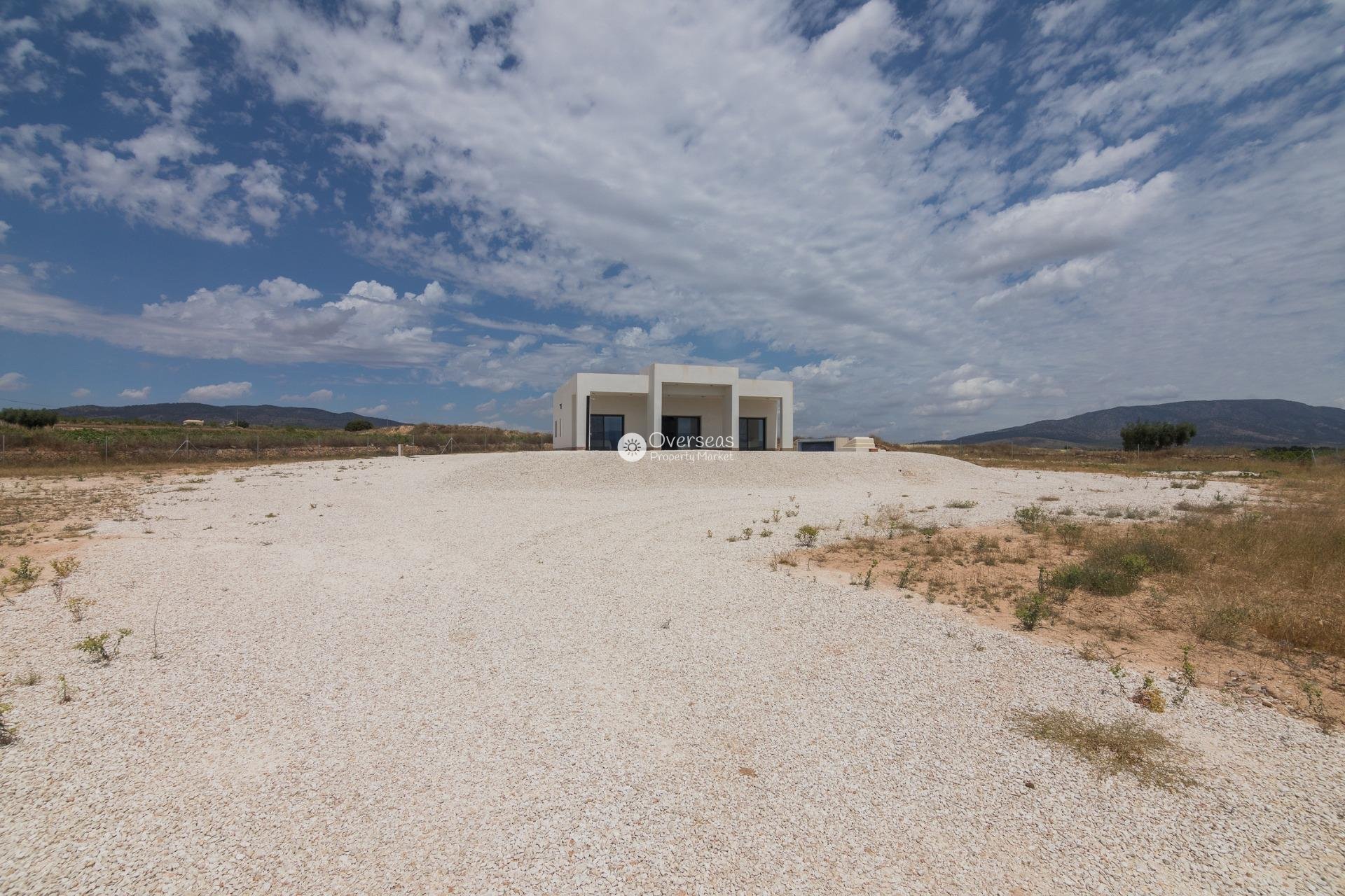 Obra nueva - Villa -
Pinoso - Lel